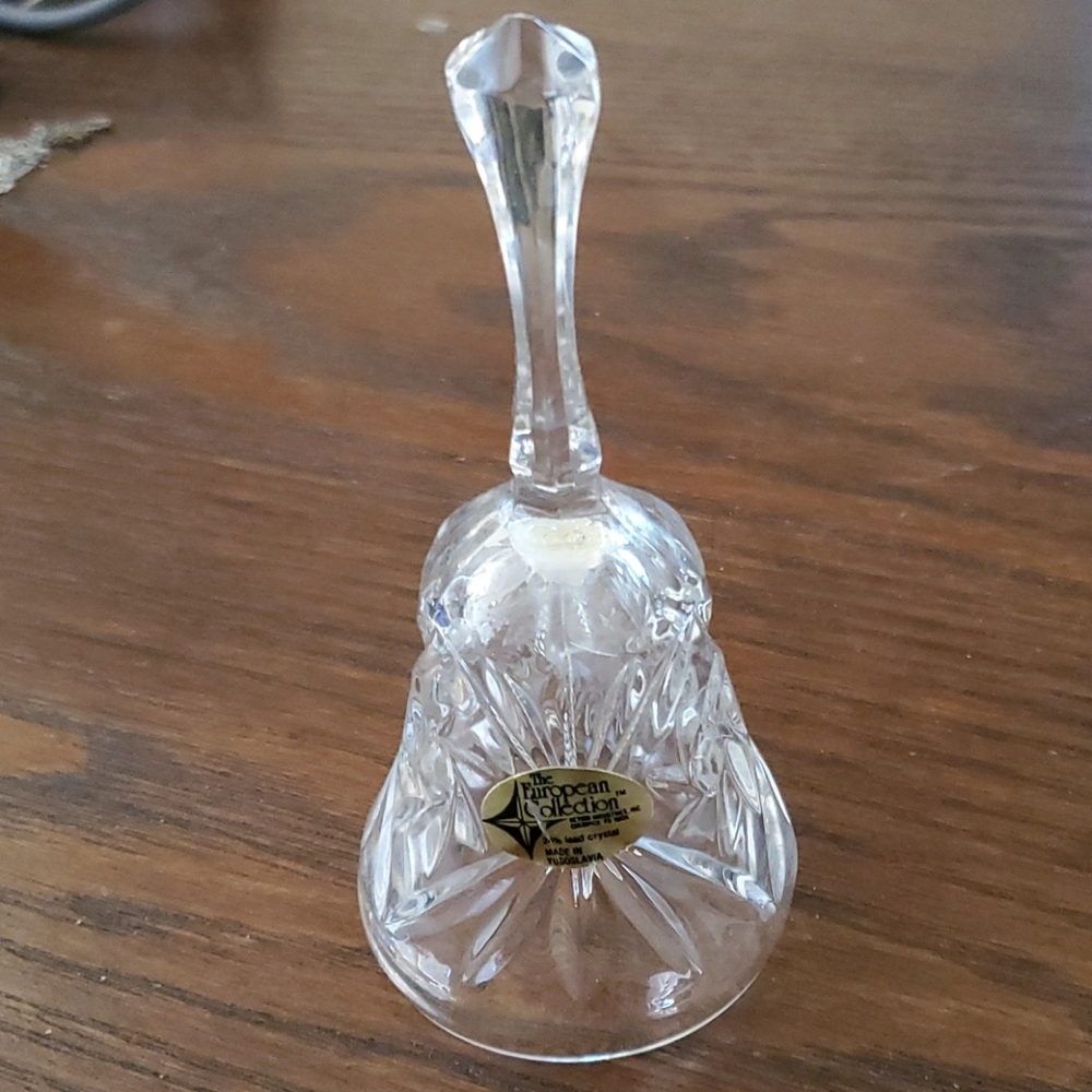 VINTAGE CRYSTAL BELL
